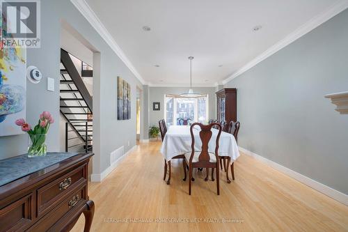 145 Speyside Drive, Oakville, ON - Indoor Photo Showing Dining Room