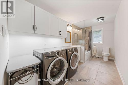 38 Willow Drive, Tiny, ON - Indoor Photo Showing Laundry Room