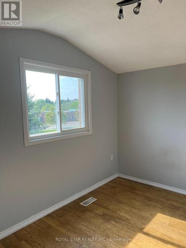 105 Lougheed Road E, Barrie, ON - Indoor Photo Showing Other Room