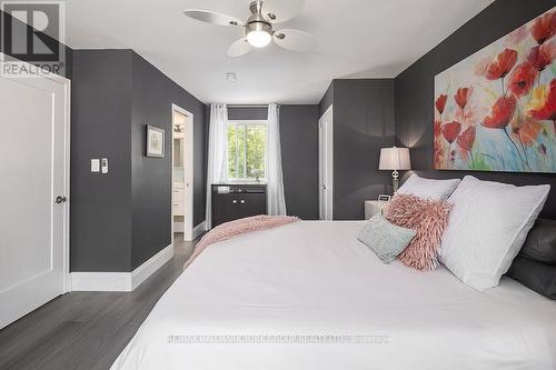 90 Manning Avenue, Collingwood, ON - Indoor Photo Showing Bedroom
