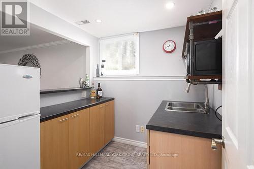 90 Manning Avenue, Collingwood, ON - Indoor Photo Showing Kitchen With Double Sink