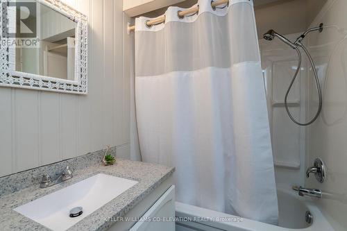 1798 Champlain Road, Tiny, ON - Indoor Photo Showing Bathroom