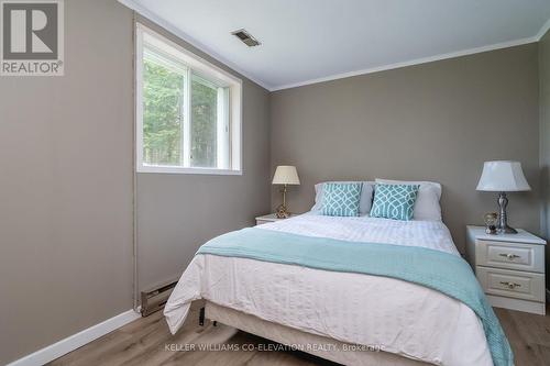 1798 Champlain Road, Tiny, ON - Indoor Photo Showing Bedroom