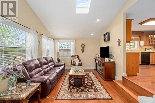 186 Charles Street, Central Elgin, ON - Indoor Photo Showing Living Room