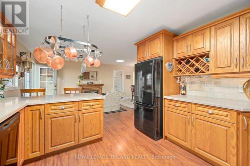 186 Charles Street, Central Elgin, ON - Indoor Photo Showing Kitchen