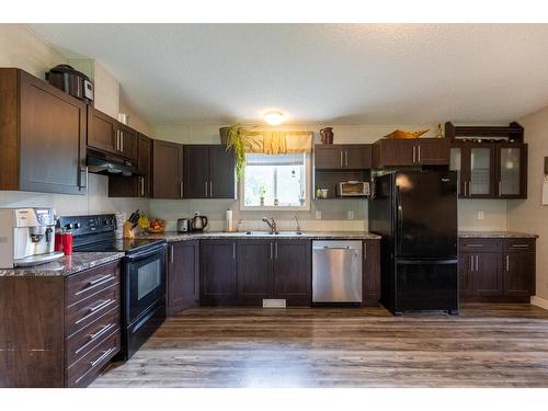 4103 Hill Road, Fernie, BC - Indoor Photo Showing Kitchen With Double Sink