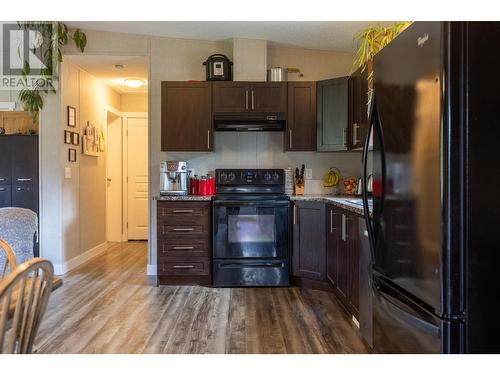 4103 Hill Road, Fernie, BC - Indoor Photo Showing Kitchen