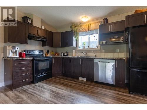 4103 Hill Road, Fernie, BC - Indoor Photo Showing Kitchen