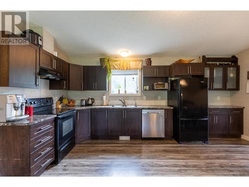 4103 Hill Road, Fernie, BC - Indoor Photo Showing Kitchen With Double Sink