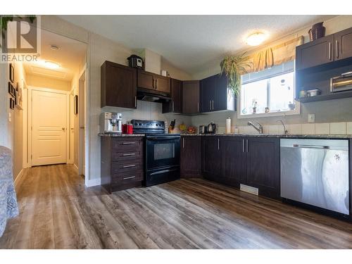 4103 Hill Road, Fernie, BC - Indoor Photo Showing Kitchen