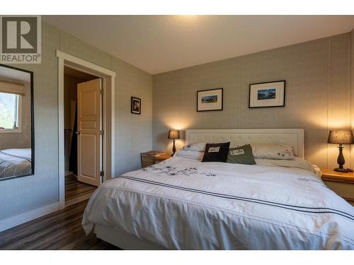 4103 Hill Road, Fernie, BC - Indoor Photo Showing Bedroom