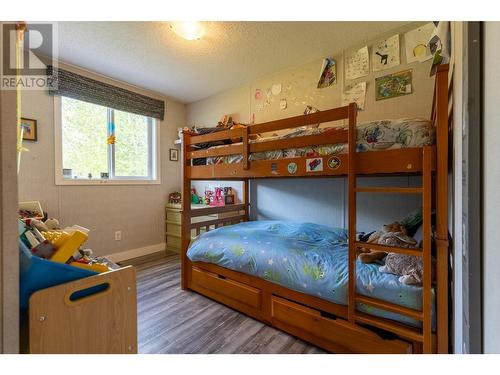 4103 Hill Road, Fernie, BC - Indoor Photo Showing Bedroom