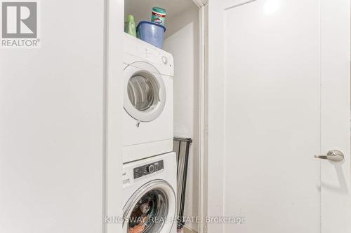 1502 - 20 Blue Jays Way, Toronto, ON - Indoor Photo Showing Laundry Room
