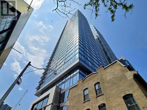 1506 - 8 Cumberland Street, Toronto, ON - Outdoor