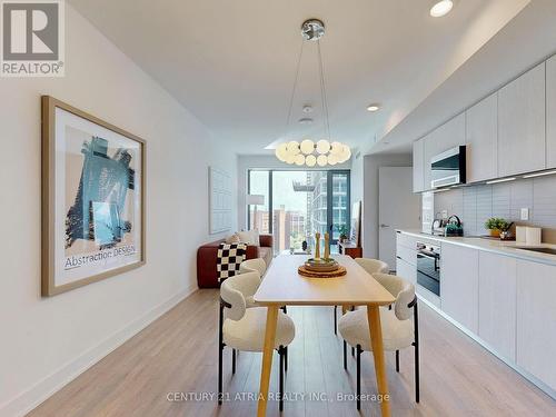 1506 - 8 Cumberland Street, Toronto, ON - Indoor Photo Showing Dining Room