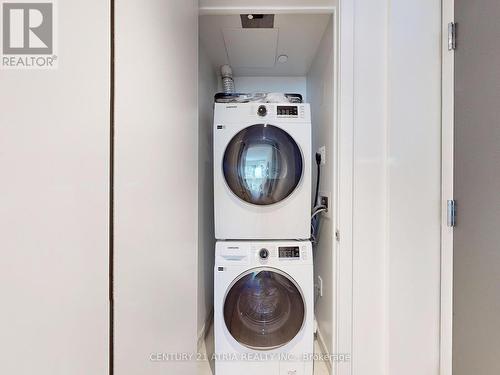 1506 - 8 Cumberland Street, Toronto, ON - Indoor Photo Showing Laundry Room