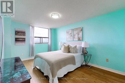 712 - 301 Prudential Drive, Toronto, ON - Indoor Photo Showing Bedroom