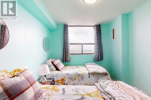 712 - 301 Prudential Drive, Toronto, ON - Indoor Photo Showing Bedroom