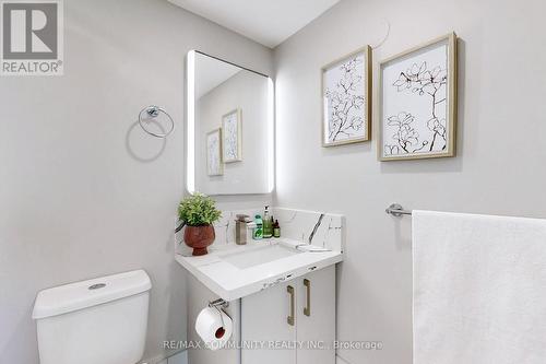 712 - 301 Prudential Drive, Toronto, ON - Indoor Photo Showing Bathroom