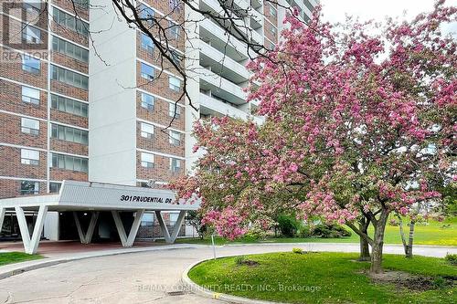 712 - 301 Prudential Drive, Toronto, ON - Outdoor