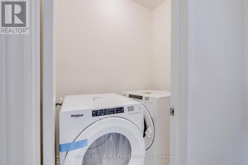 412 Salem Road S, Ajax, ON - Indoor Photo Showing Laundry Room