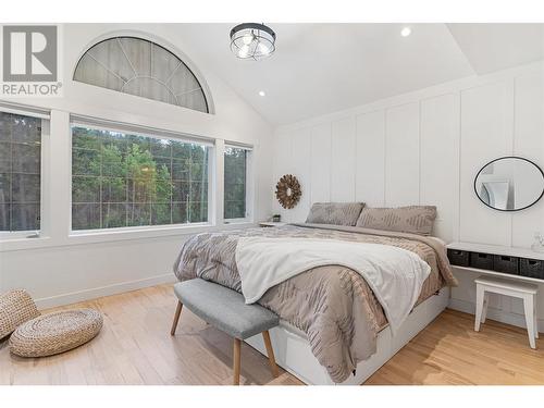 468 Rose Valley Road, West Kelowna, BC - Indoor Photo Showing Bedroom
