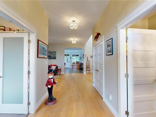 2168 Winfield Dr, Sooke, BC - Indoor Photo Showing Other Room