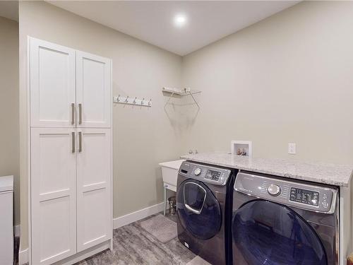2168 Winfield Dr, Sooke, BC - Indoor Photo Showing Laundry Room
