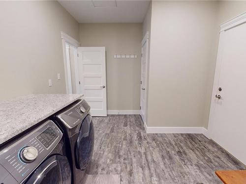 2168 Winfield Dr, Sooke, BC - Indoor Photo Showing Laundry Room