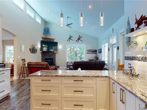 2168 Winfield Dr, Sooke, BC - Indoor Photo Showing Kitchen