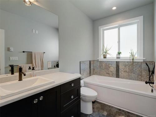 2541 West Trail Crt, Sooke, BC - Indoor Photo Showing Bathroom