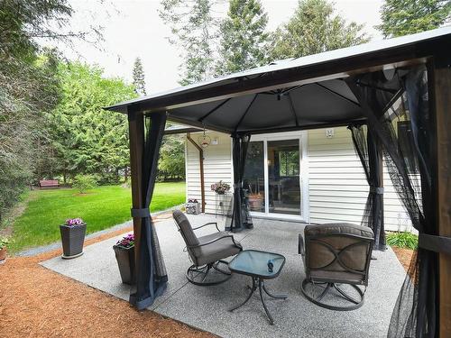 4172 Briardale Rd, Courtenay, BC - Outdoor With Exterior