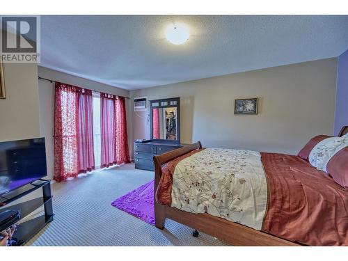 4809 89Th Street Unit# 102, Osoyoos, BC - Indoor Photo Showing Bedroom