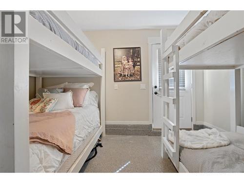 6747 Marbella Loop Unit# 304, Kelowna, BC - Indoor Photo Showing Bedroom