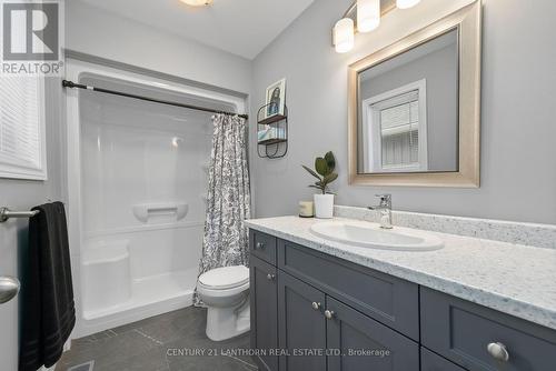 46 Talbot Street, Prince Edward County, ON - Indoor Photo Showing Bathroom