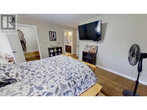 9707 N Spruce Street, Taylor, BC - Indoor Photo Showing Bedroom
