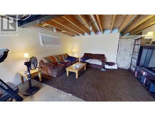 9707 N Spruce Street, Taylor, BC - Indoor Photo Showing Other Room