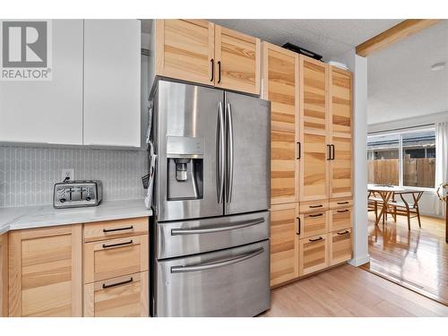 4760 72 Avenue Ne, Salmon Arm, BC - Indoor Photo Showing Kitchen With Stainless Steel Kitchen