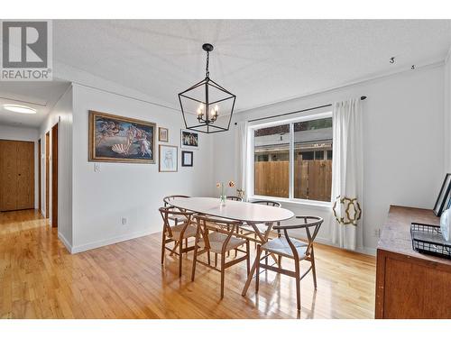 4760 72 Avenue Ne, Salmon Arm, BC - Indoor Photo Showing Dining Room