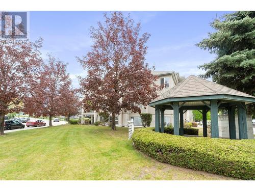 640 3Rd Street Sw Unit# 308, Salmon Arm, BC - Outdoor With Backyard