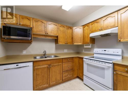 640 3Rd Street Sw Unit# 308, Salmon Arm, BC - Indoor Photo Showing Kitchen With Double Sink
