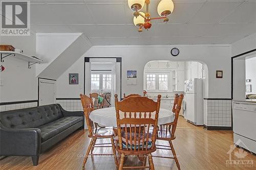 170 Boyd'S Road, Lanark Highlands, ON - Indoor Photo Showing Dining Room