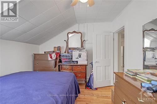 170 Boyd'S Road, Lanark Highlands, ON - Indoor Photo Showing Bedroom