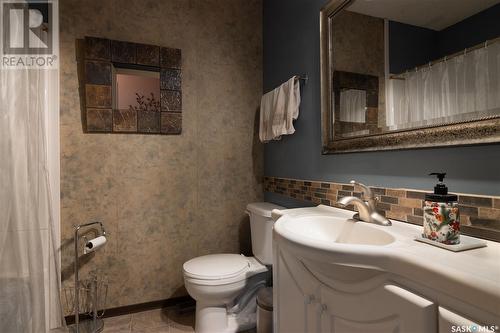 509 Grant Bay, Esterhazy, SK - Indoor Photo Showing Bathroom