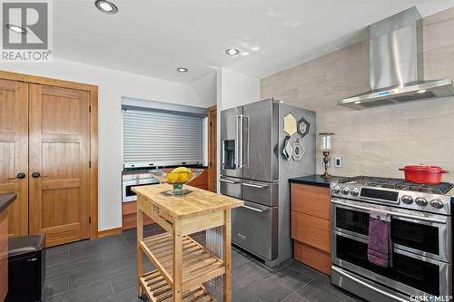 115-117 Evenson Avenue, Manitou Beach, SK - Indoor Photo Showing Kitchen