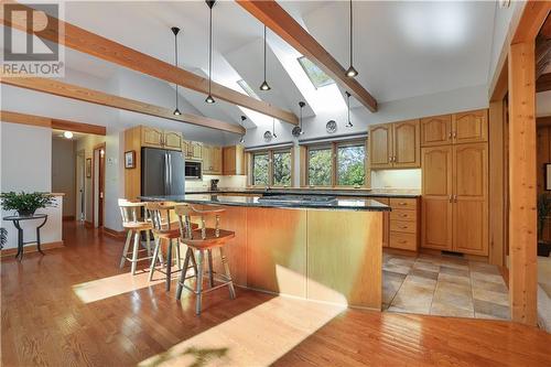 74 Erindale Avenue, Renfrew, ON - Indoor Photo Showing Kitchen With Upgraded Kitchen