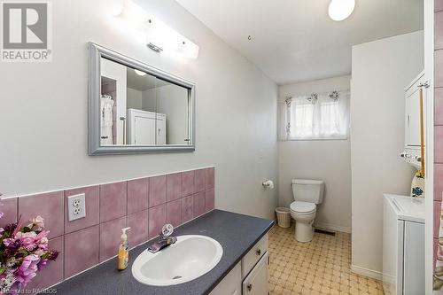 364 Walnut Street, Collingwood, ON - Indoor Photo Showing Bathroom