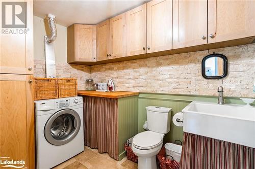 2460 Fred Jones Road, Haliburton, ON - Indoor Photo Showing Laundry Room