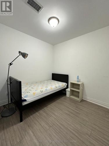 D805 - 33 Clegg Road, Markham, ON - Indoor Photo Showing Bedroom