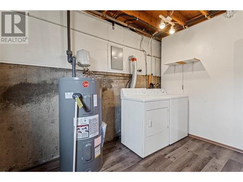 710 Conn Street, Sicamous, BC - Indoor Photo Showing Laundry Room